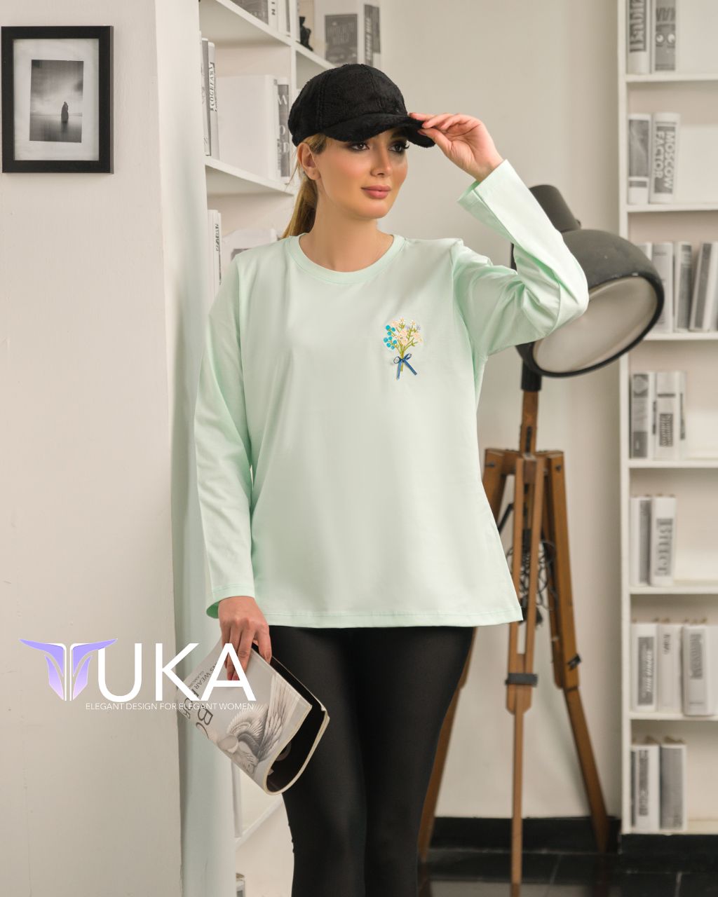 تیشرت ماه گل ۲ توکا